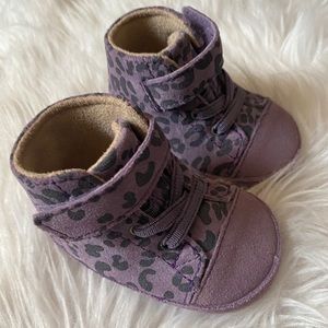 Baby Girl Purple Leopard Printed Uggs